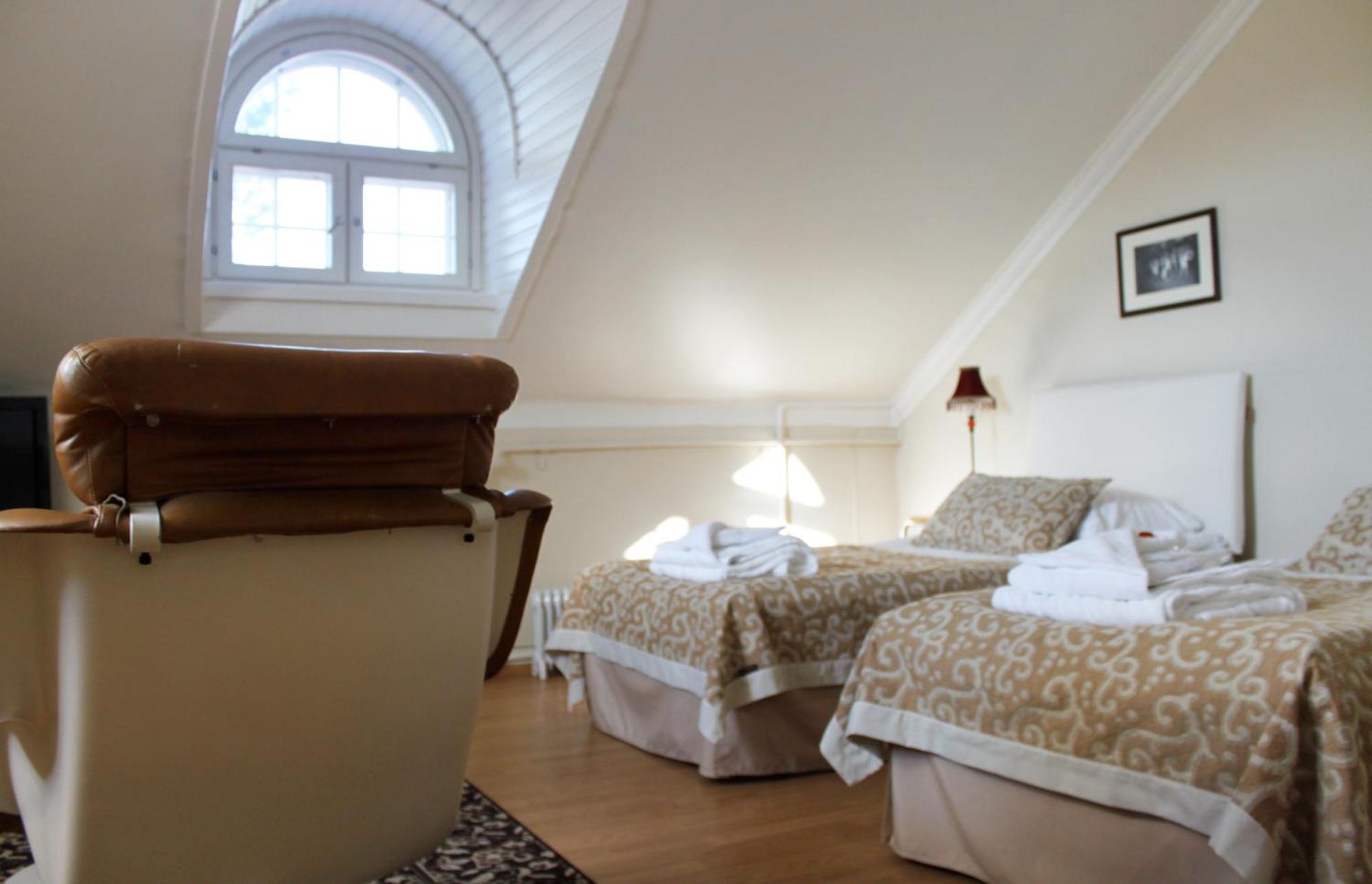 Hotelli-Ravintola Maentaen Klubi Mänttä Exteriér fotografie