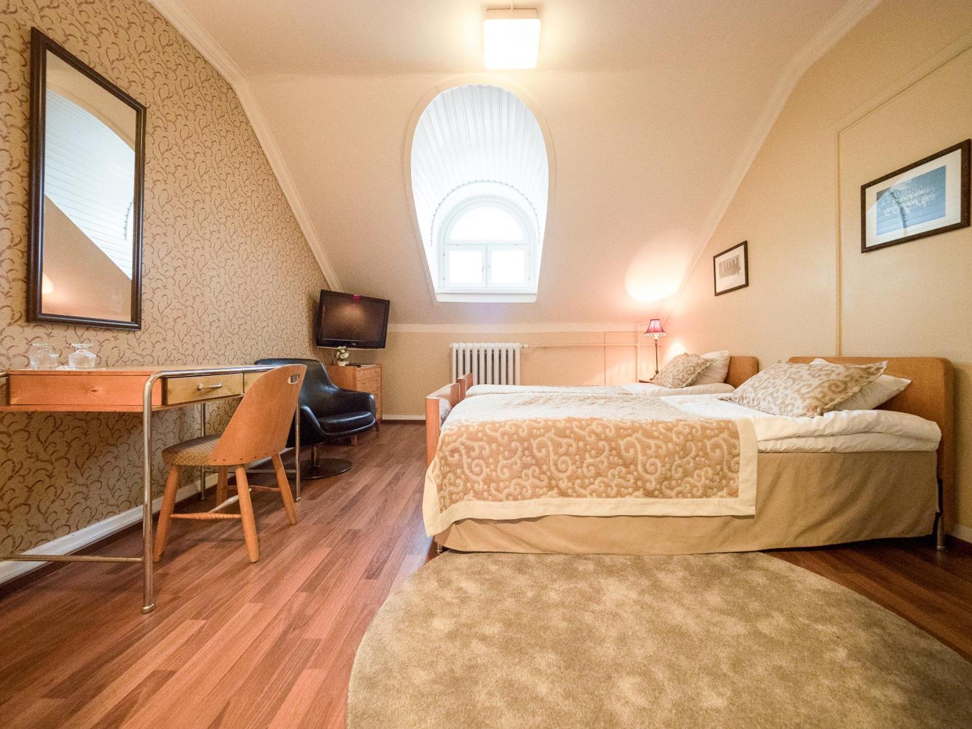 Hotelli-Ravintola Maentaen Klubi Mänttä Exteriér fotografie